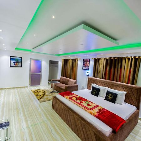 Nap Apartment Hotel Dansoman Ngoại thất bức ảnh