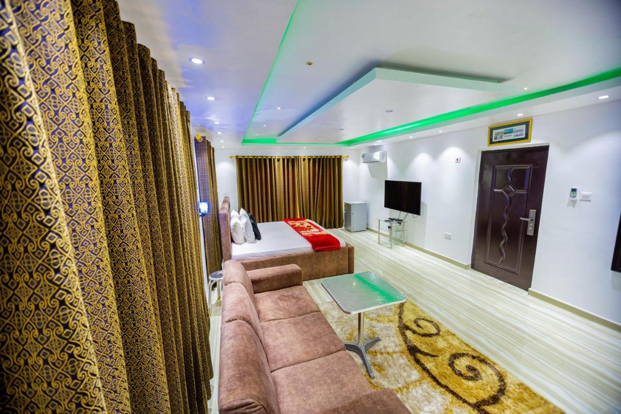 Nap Apartment Hotel Dansoman Ngoại thất bức ảnh