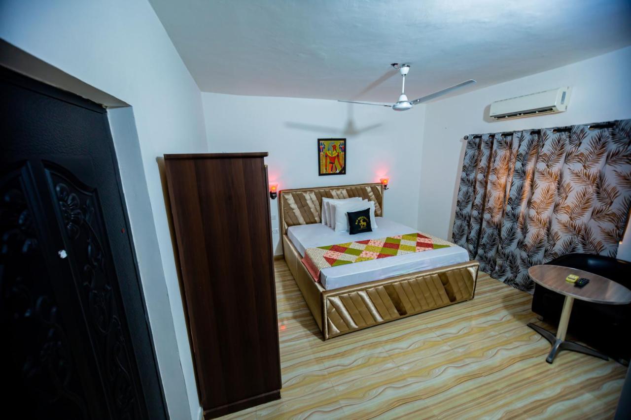 Nap Apartment Hotel Dansoman Ngoại thất bức ảnh