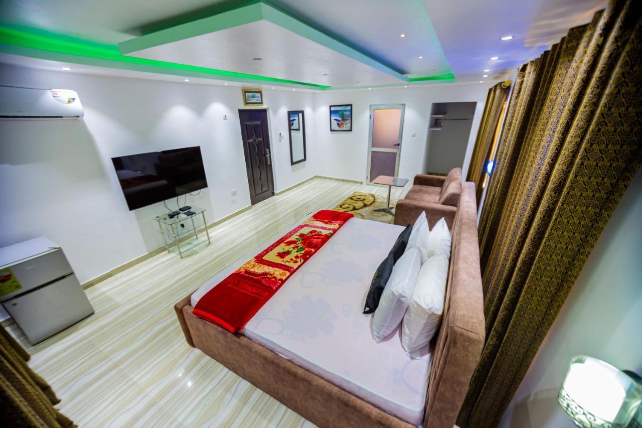 Nap Apartment Hotel Dansoman Ngoại thất bức ảnh
